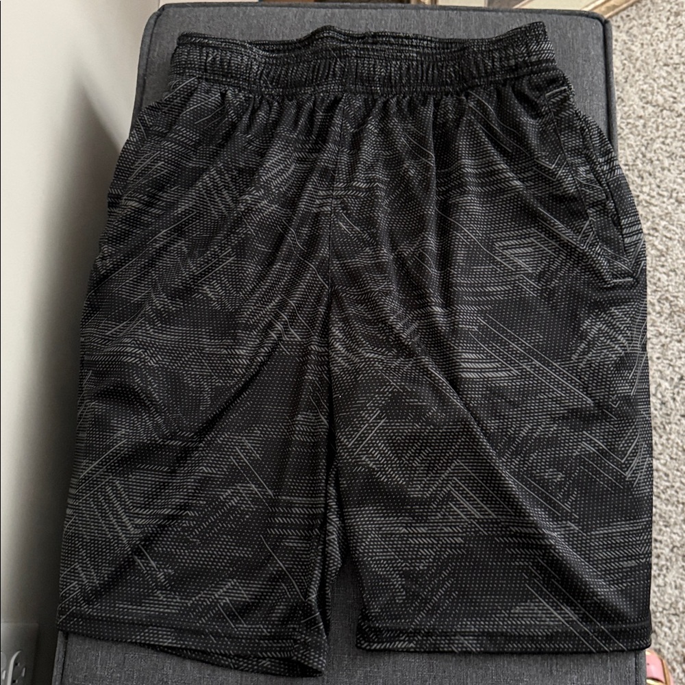 Champion Black Mesh Athletic Shorts with Gray Geometric Print